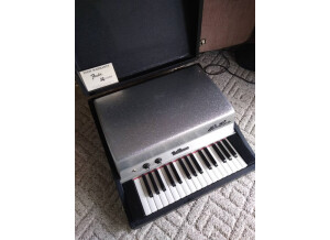 Rhodes PianoBass (74155)