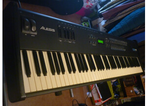 Alesis QS8 (16339)