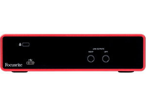 Focusrite Scarlett3 2i2 (Arrière)