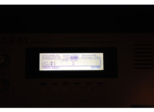 Akai MPC2000 (4749)