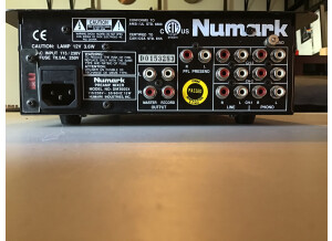 Numark DM3000X