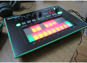 roland-tb3_a6336ee6-3467-4e34-a715-01bbb81ce31f_1200x