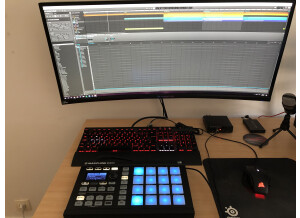 Native Instruments Maschine Mikro MKII (28186)
