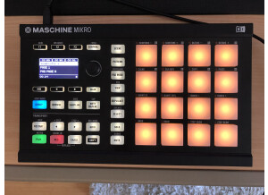 Native Instruments Maschine Mikro MKII (82676)