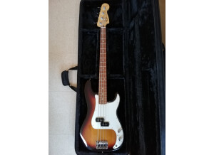 Fender Standard Precision Bass [2009-Current] (13997)