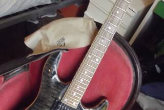 Spear Guitar T-200