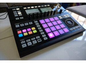 B9E73437-B5E1-48BF-BF11-1E3DD4BCB004