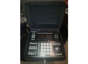 native-instruments-maschine-studio-2442645