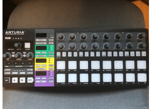 Arturia BeatStep Pro Black Edition (13093)