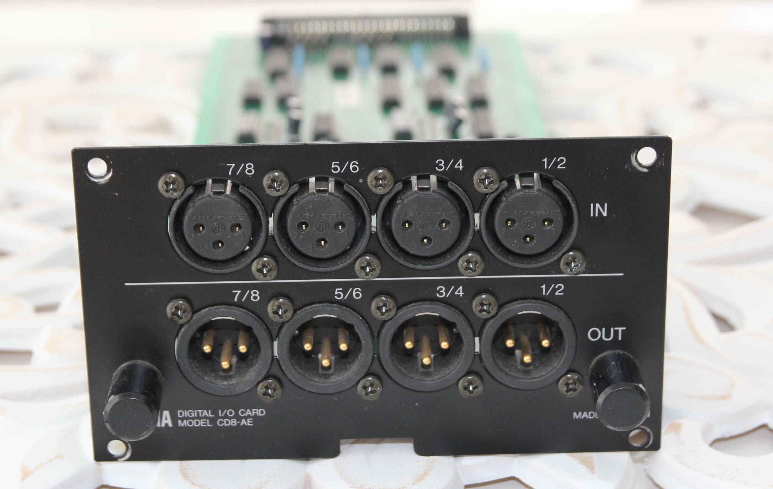 YAMAHA CD8-AE (pour O2R)