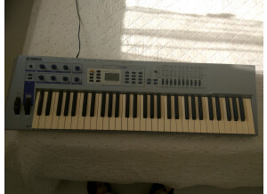 Yamaha CS2X (556)