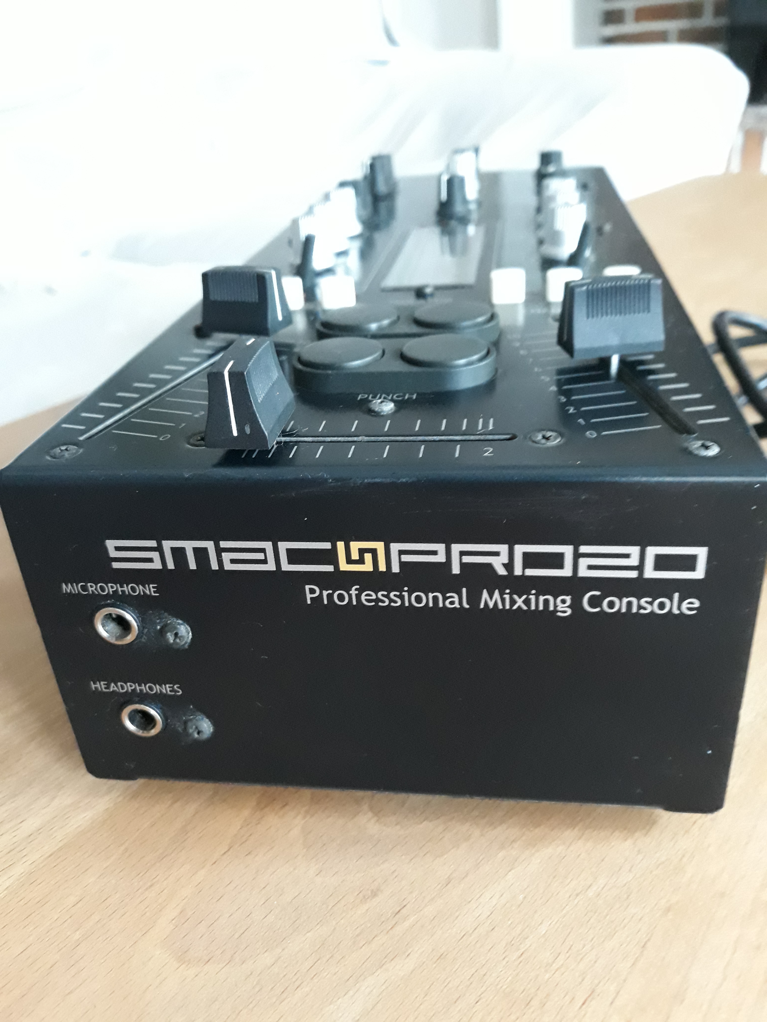 Smac Pro 20 - Ecler Smac Pro 20 - Audiofanzine