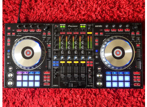 Pioneer DDJ-SZ (8202)