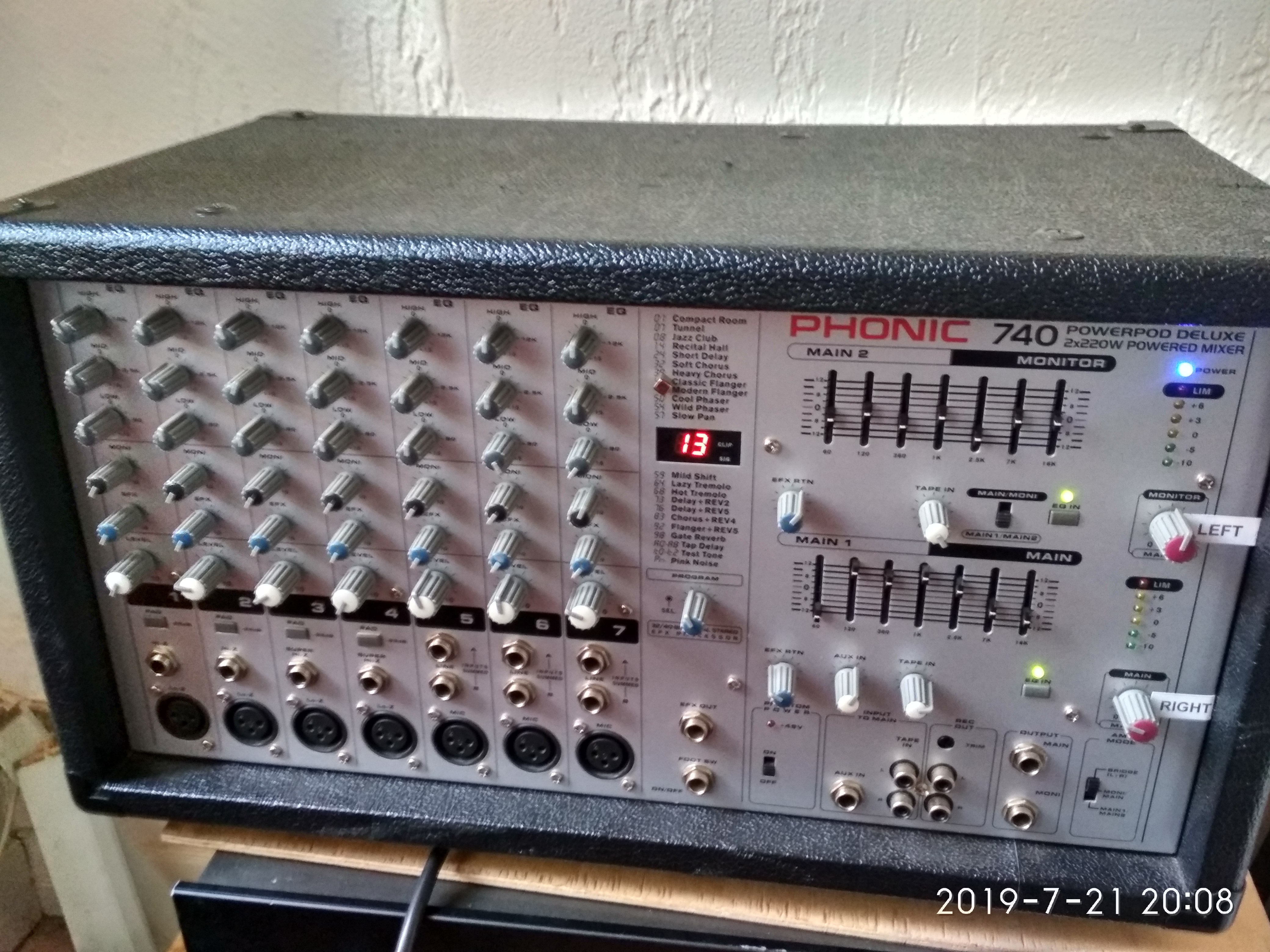 phonic powerpod 740 plus