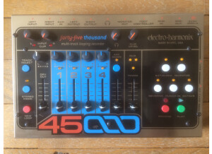 8. Electro-Harmonix - 45000.JPG