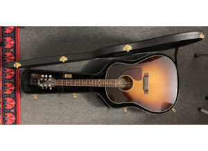Gibson J-45 Standard (26128)