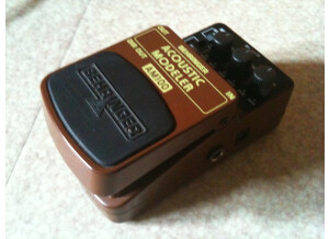 Behringer Acoustic Modeler AM100 (49455)