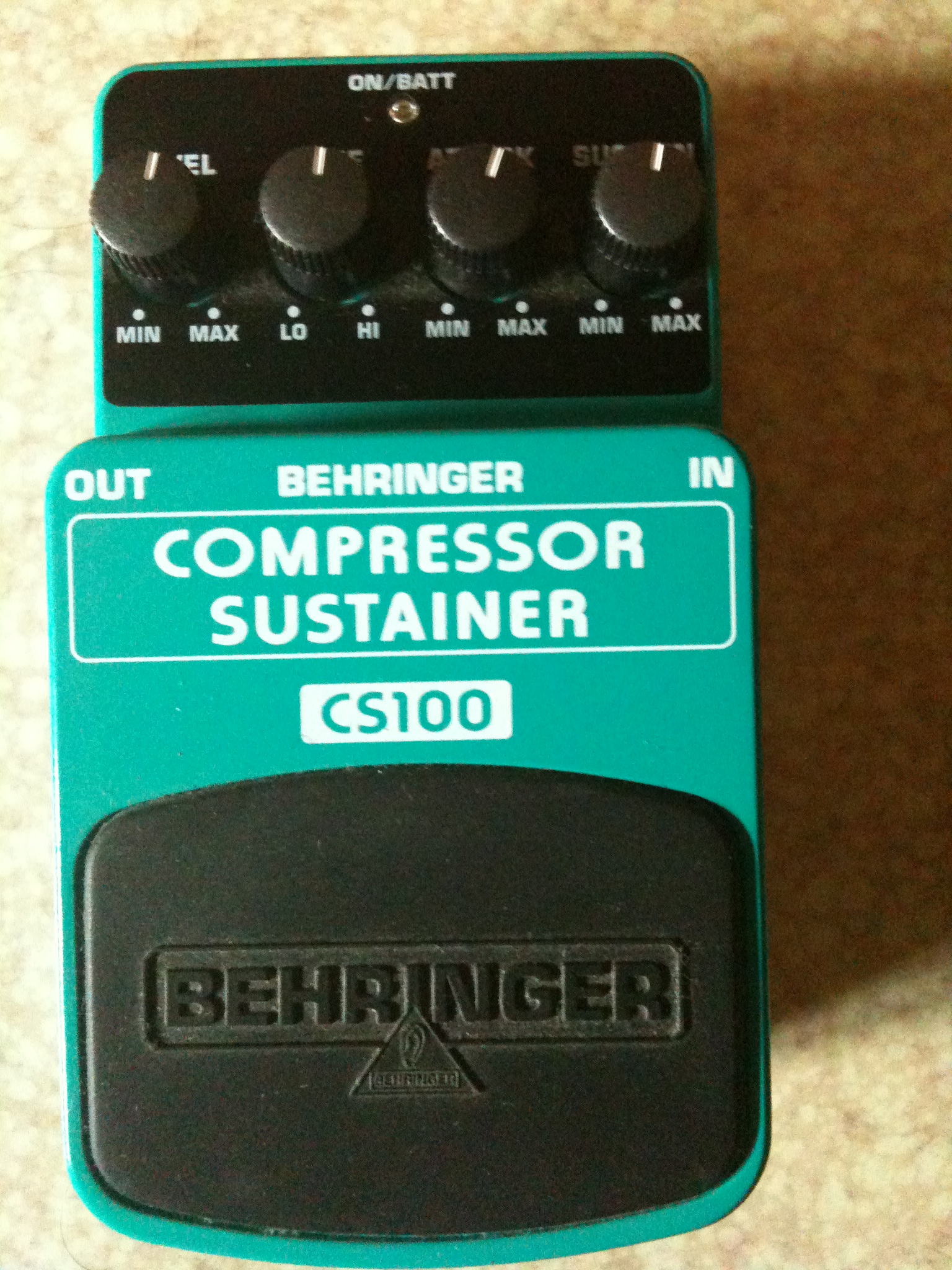 Photos et images Behringer Compressor Sustainer CS100 - Audiofanzine