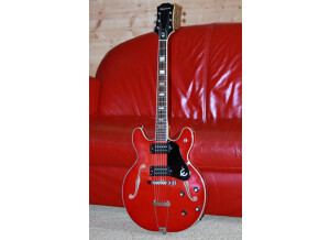 Epiphone EA 250