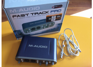 M-Audio Fast Track Pro-1.JPG