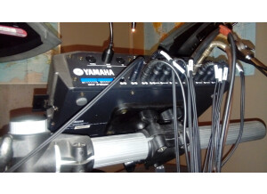 1564851766673-652355598