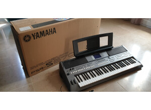 Yamaha PSR-S670 (74010)