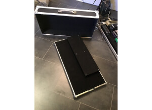Swan Flight Tiered 2 level guitar pedalboard case (66911)