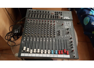 Soundcraft Spirit FX 8 (11652)