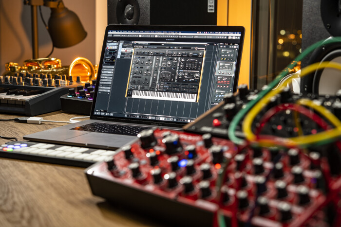 Retrologue 2 Close Retrologue 2 Close