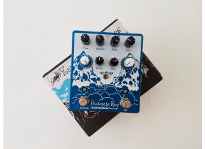 EarthQuaker Devices Avalanche Run (25791)