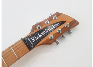 Rickenbacker 650 (57004)