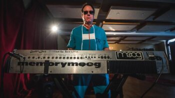 Stephan_Pruitt_Photography_Bob_Moog_Foundation_Doctor_Fink_Prince_Memorymoog-39Edited_grande Stephan_Pruitt_Photography_Bob_Moog_Foundation_Doctor_Fink_Prince_Memorymoog-39Edited_grande
