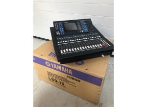 Yamaha LS9-16 (69022)