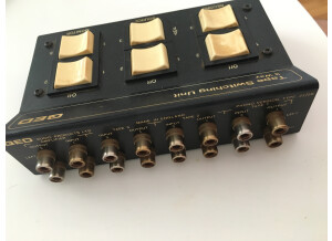 Realistic Electronic Reverb (98071)