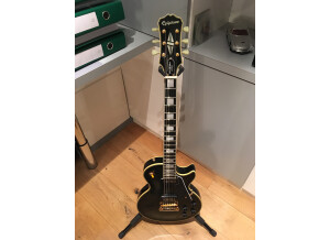 Epiphone 1