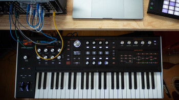 Ashun Sound Machines Hydrasynth : Hydrasynth Keyboard Up Ashun Sound Machines Hydrasynth : Hydrasynth Keyboard Up