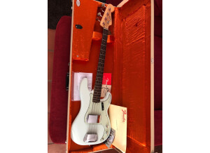 Fender American Vintage '63 Precision Bass (38788)