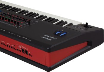Roland Fantom 8 : fantom_8_back_angle_zoom_gal Roland Fantom 8 : fantom_8_back_angle_zoom_gal