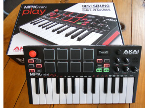 Akai MPK Mini Play (18888)