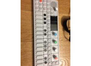 Teenage Engineering OP-1 (25478)