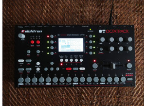 Elektron Octatrack (5500)