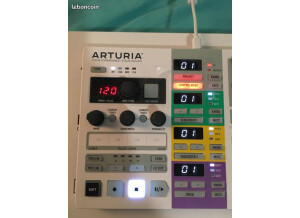 Arturia BeatStep Pro (46821)