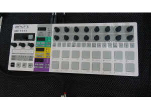 Arturia BeatStep Pro (75397)