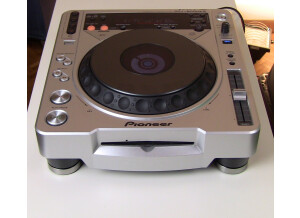 Pioneer CDJ-800MK2