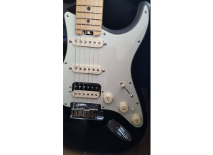 Fender American Elite Stratocaster HSS Shawbucker (67803)
