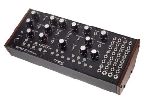 Moog Mother 32