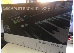 Native Instruments Komplete Kontrol S25 (7210)