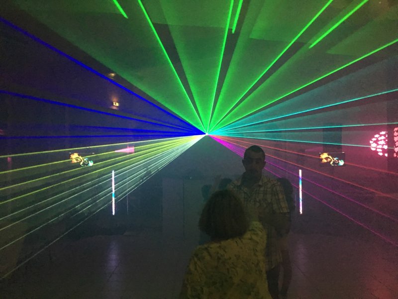 BoomToneDJ kub 1500 rgb