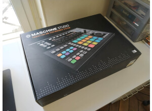 Native Instruments Maschine Studio (93906)
