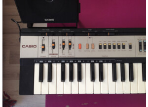 Casio MT-400v (13784)
